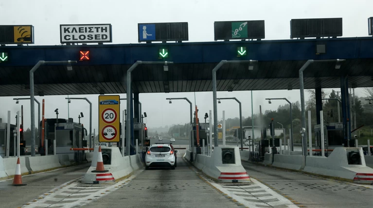 «Χτύπησαν» μέχρι και ...διόδια οι ληστές των χρηματοκιβωτίων