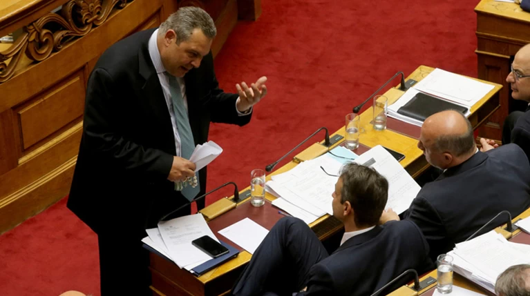 Σφάζονται ΝΔ & Καμμένος για την τροπολογία Σαββίδη