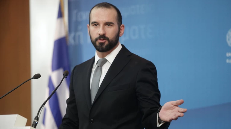 Τζανακόπουλος: Ο Τσακαλώτος κάνει καλό στη χώρα που δεν παραιτείται