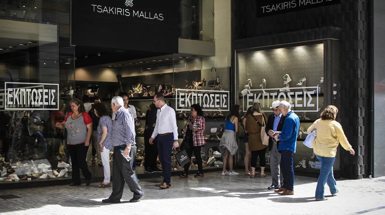 Τι αλλάζει στην λειτουργία των καταστημάτων τις Κυριακές