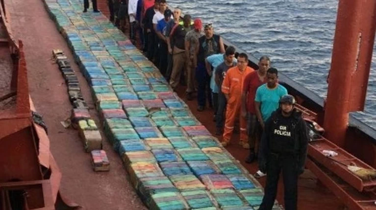 'Επιασαν το μεγαλύτερο φορτίο κοκαΐνης στην ιστορία -φωτό