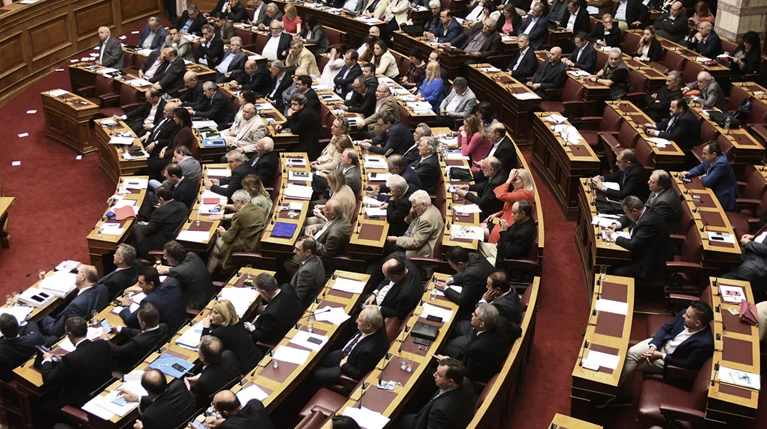 Υπουργοί & βουλευτές έλαβαν «οδηγό» ασφαλείας για τρομοδέματα
