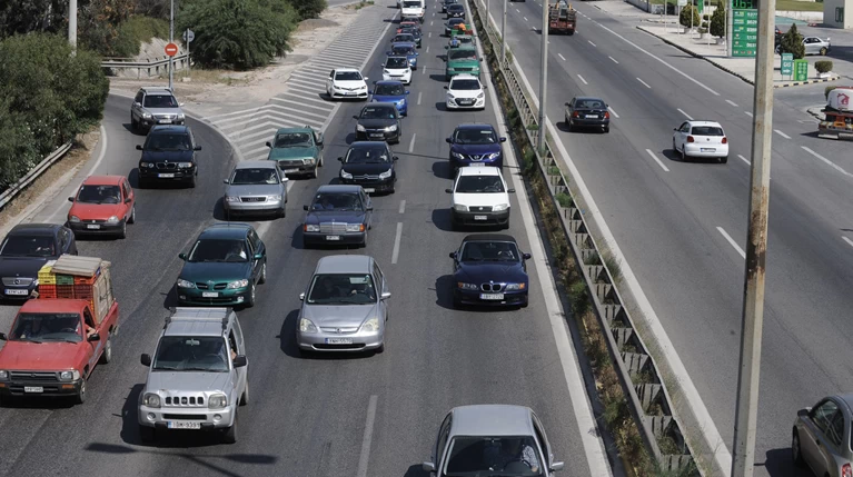 Τα μέτρα της Τροχαίας για την ασφαλή επιστροφή των εκδρομέων