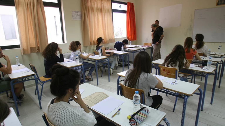 Πανελλαδικές: Τα θέματα και οι απαντήσεις στα μαθηματικά για τα ΕΠΑΛ