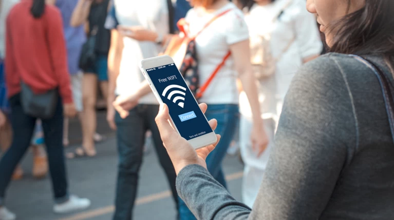 Δωρεάν Wi-Fi σε 8.000 δήμους από την ΕΕ