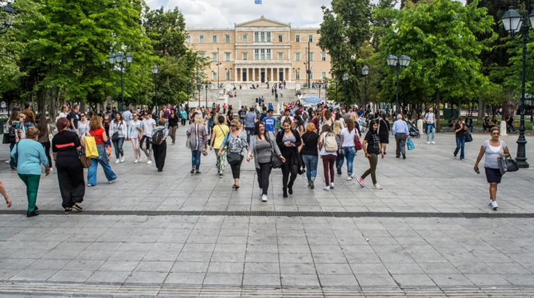 Πώς η φτωχοποίηση χτύπησε και την μεσαία τάξη - έρευνα σοκ της ΕΛΣΤΑΤ