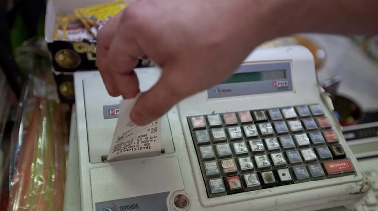 Το απόρρητο σχέδιο για 14.500 ελέγχους από την εφορία στα νησιά