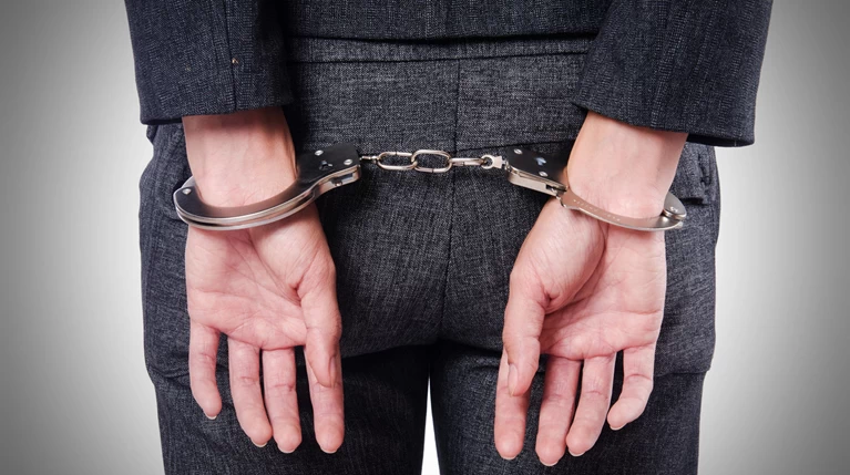 Προφυλακίστηκε τραπεζική υπάλληλος για υπεξαίρεση 5,5 εκατομμυρίων!