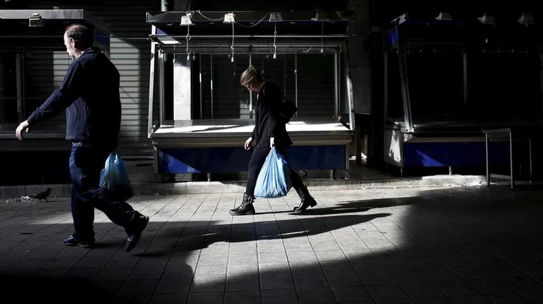 Βαριές απώλειες στην απασχόληση, η κρίση έπληξε με σφοδρότητα την εργασία