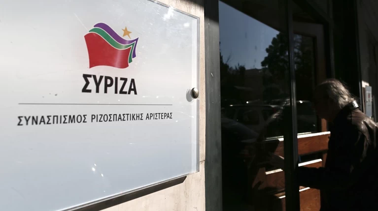 ΣΥΡΙΖΑ για Βαρουφάκη: Ευχόμαστε καλές πωλήσεις στο νέο του Βίπερ