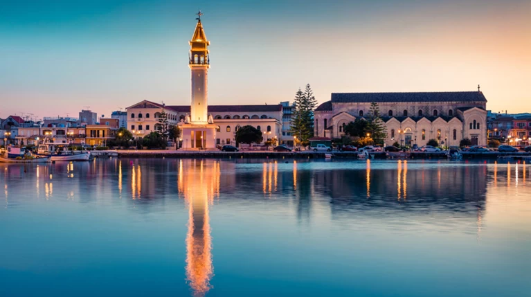 Πρωτιά στις τουριστικές αφίξεις σημείωσε το Ιόνιο