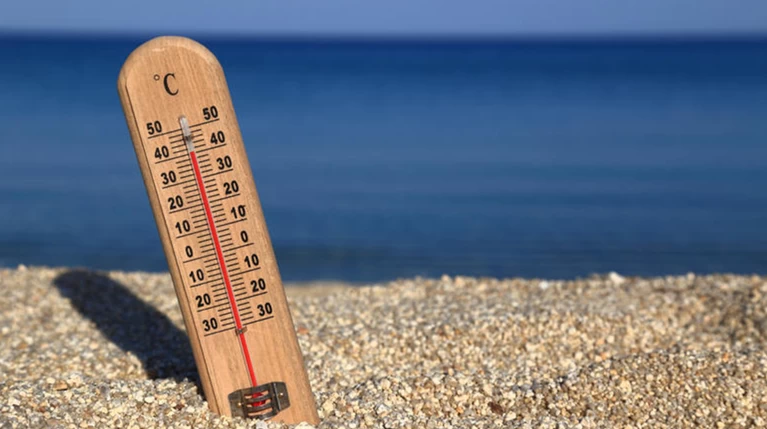 Συνεχίζεται ο μίνι καύσωνας - έως 39 βαθμούς ο υδράργυρος