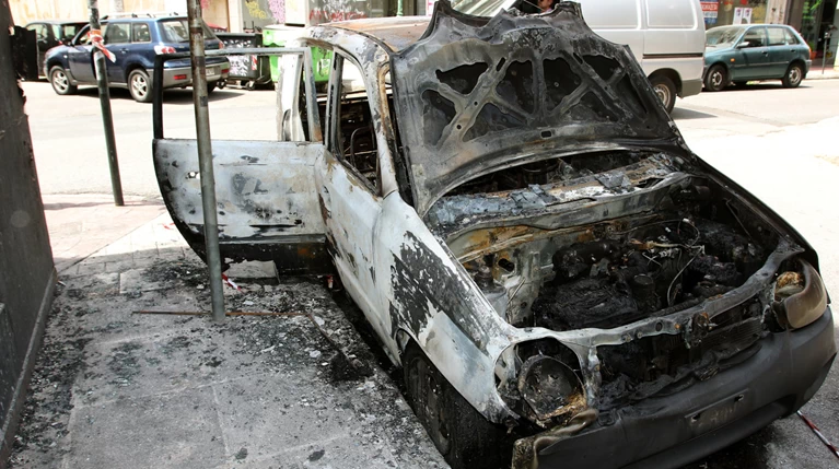 Σκηνές φαρ ουέστ στη Νίκαια: Πυροβόλησαν άνδρα στη μέση του δρόμου ΦΩΤΟ