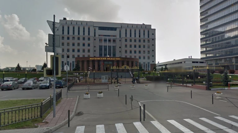 Τρεις νεκροί μετά από τη συμπλοκή σε δικαστήριο της Μόσχας