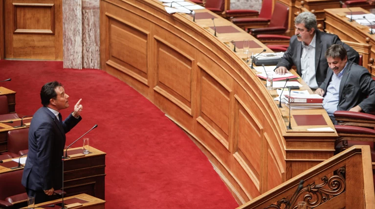 Πολάκης: Είστε συρφετός - Αδωνις: θα σε βάλω φυλακή