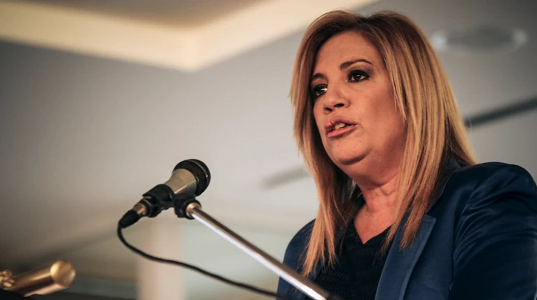 ΠΑΣΟΚ: Εξαπάτηση η «χαλάρωση» των capital controls