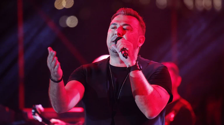 Αντώνης Ρέμος: Ανοίγει καζίνο στη Μύκονο;