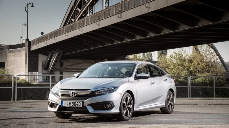 Μπορεί το νέο Honda Civic Sedan να κερδίσει το χαμένο κοινό;