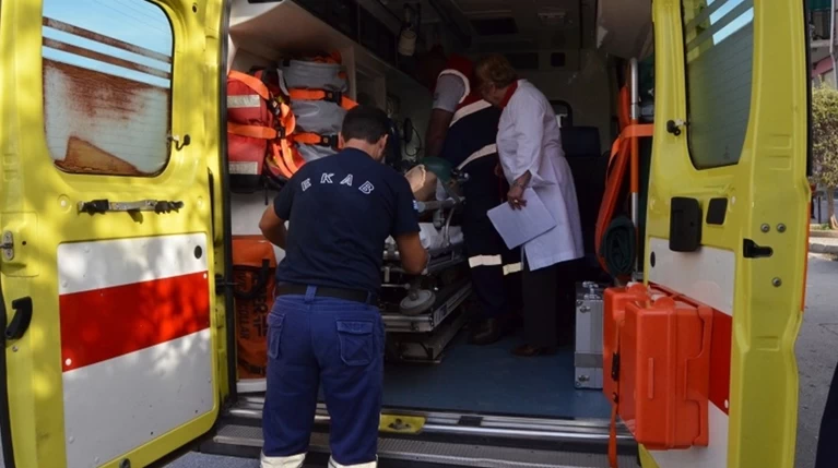Επτάχρονο αγοράκι έπεσε από το μπαλκόνι στο Μενίδι