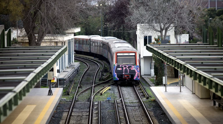 Στάση εργασίας σε μετρό, τραμ και ηλεκτρικό την Δευτέρα