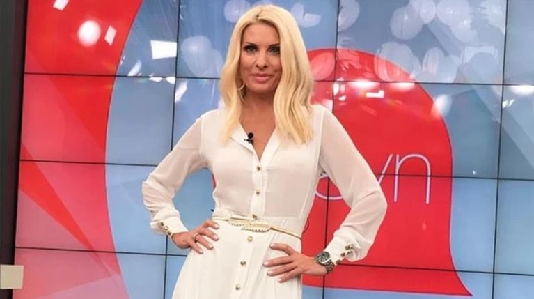Η απολογία της Μενεγάκη για το κόψιμο της εκπομπής: Εγώ το ζήτησα γιατί...