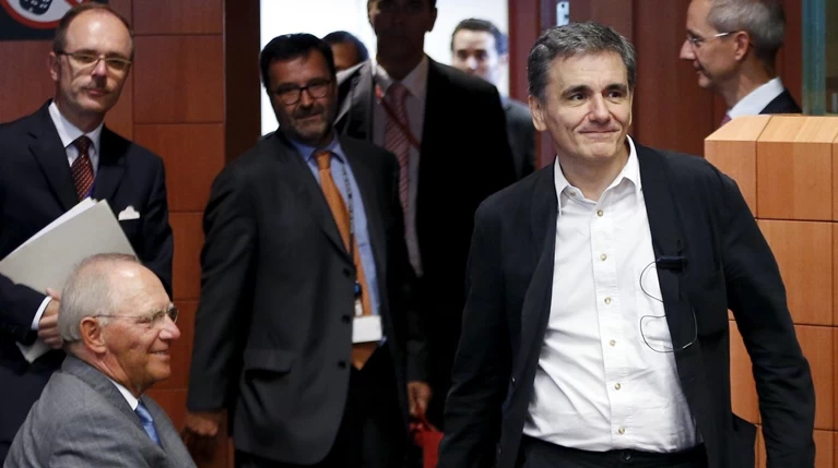 Το αποχαιρετιστήριο μήνυμα του Ευκλείδη Τσακαλώτου στον Σόιμπλε