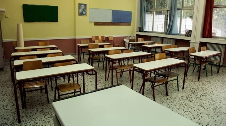 Ναφθαλίνη και σε πέμπτο σχολίο του Αγρινίου