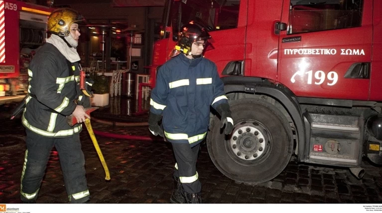 Ισχυρή έκρηξη σε διαμέρισμα στη Θεσσαλονίκη με τέσσερις τραυματίες