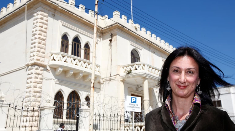Σοκ από τη δολοφονία της δημοσιογράφου των Panama Papers