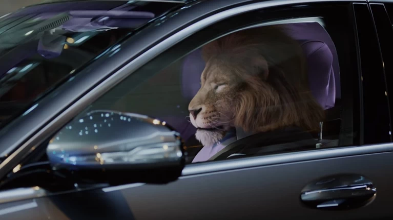 Τιθάσευσε το Alpha Animal που έχεις μέσα σου με τη Mercedes S Class (video)