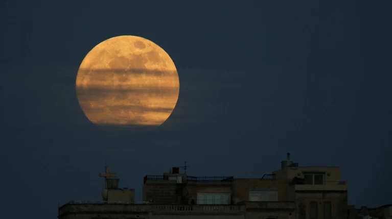 «Ανέτειλε» η πρώτη υπερπανσέληνος για το 2018! φωτό