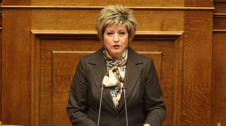 Στο συλλαλητήριο η υφυπουργός Εσωτερικών Μαρία Κόλλια-Τσαρουχά