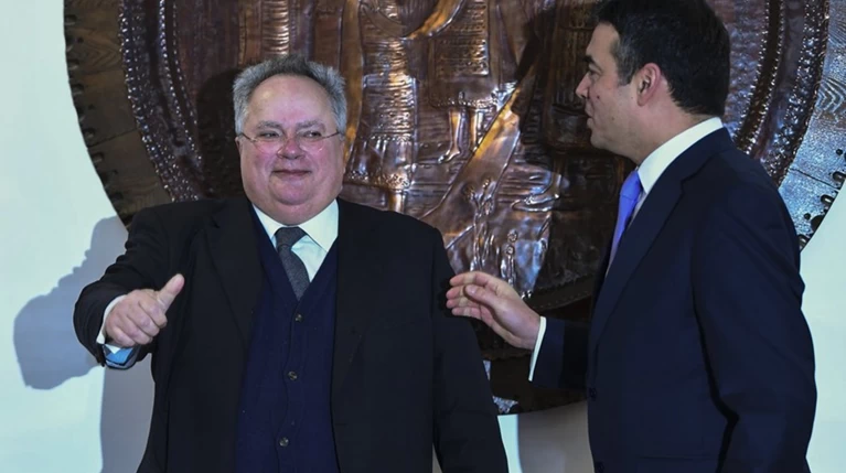«Νίκο μου, Νικόλα μου»: Μετά τις αβρότητες αρχίζει το παζάρι
