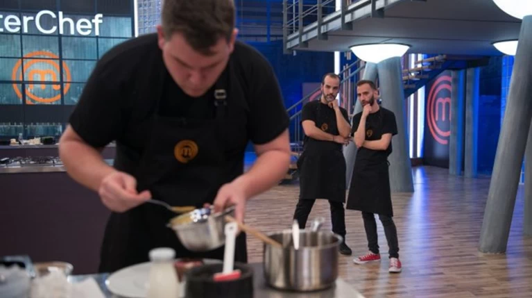 Χαμός στο Master Chef με την αποχώρηση! Τι θα γίνει στο τέλος;
