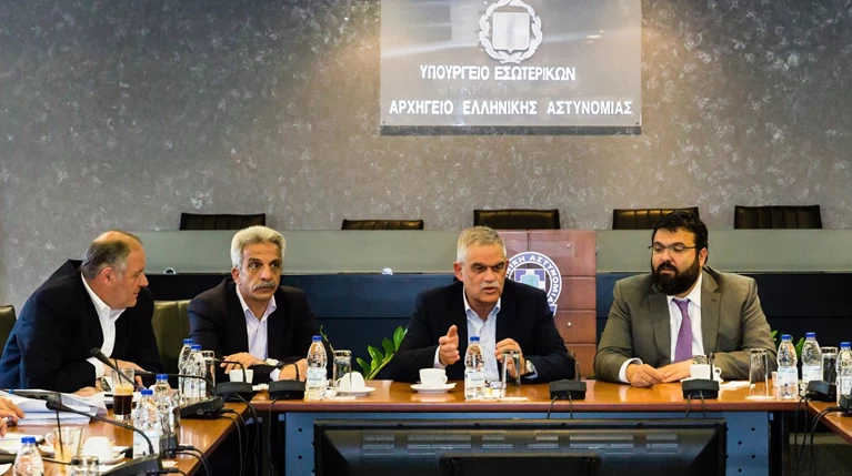 Σύσκεψη Τόσκα - Βασιλειάδη για τη βία στα γήπεδα