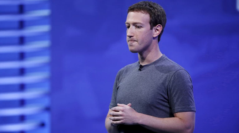 Facebook - προσωπικά δεδομένα: ο Ζάκερμπεργκ στο Κογκρέσο για το σκάνδαλο