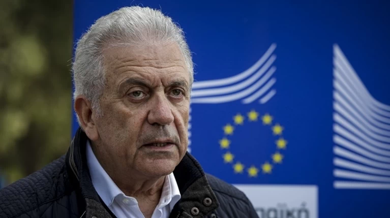 Αβραμόπουλος στη Die Welt: Να διαφυλαχθεί και να ενισχυθεί η συνθήκη Σέγκεν