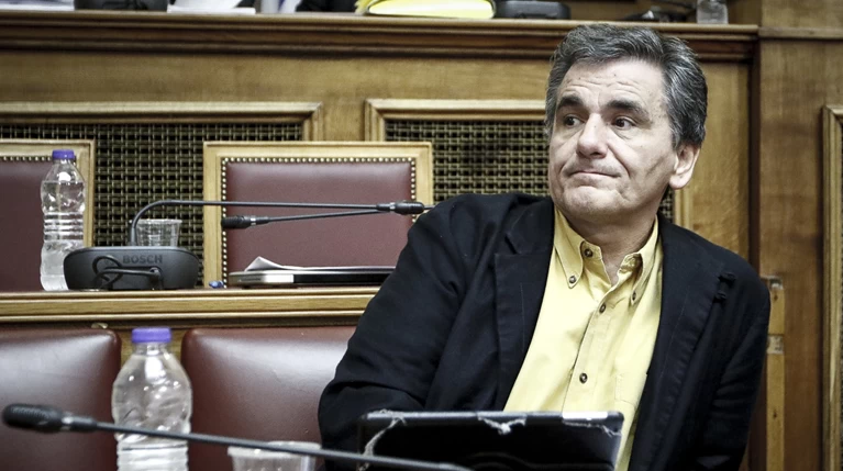 Την κλήση Τσακαλώτου για το ολιστικό σχέδιο ζητούν ΔΗΣΥ-Ποτάμι