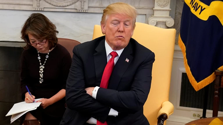 Ο Τραμπ συνδέει τη συμφωνία της NAFTA με το μεταναστευτικό