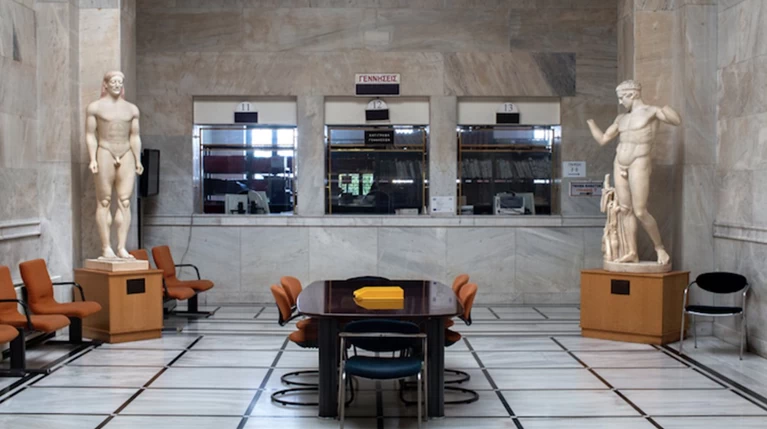 "Εν αναμονή" της Ειρήνης Βουρλούμη στο Μουσείο Μπενάκη