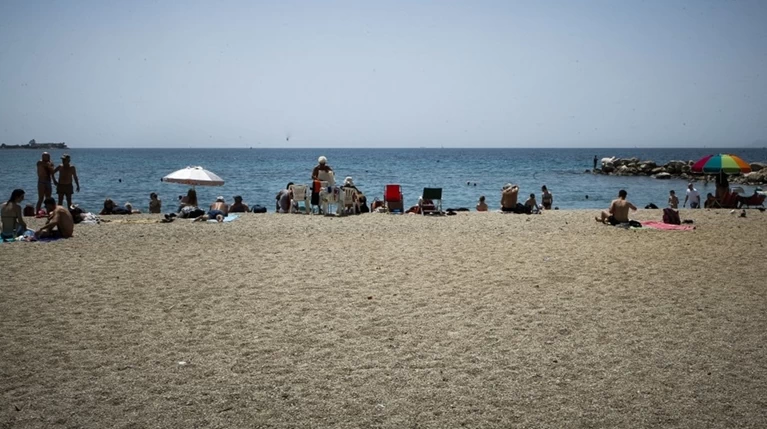 Καιρός: Ηλιοφάνεια σε όλη τη χώρα με λίγες νεφώσεις
