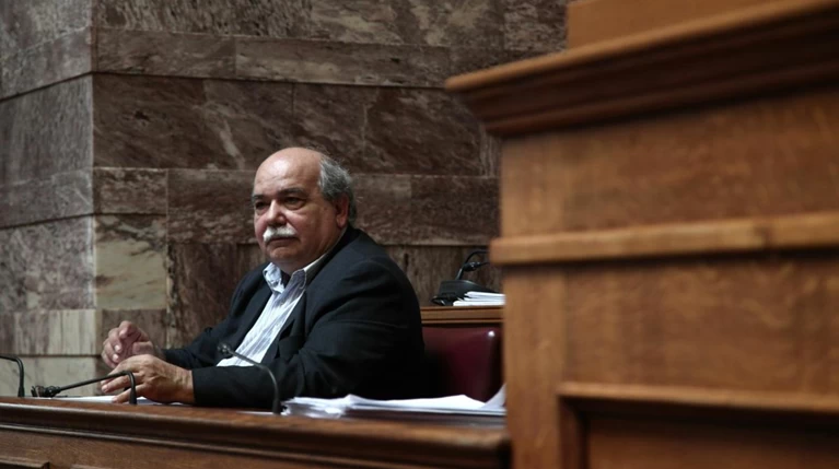 Στους έλληνες στρατιωτικούς στην Αδριανούπολη ο Βούτσης