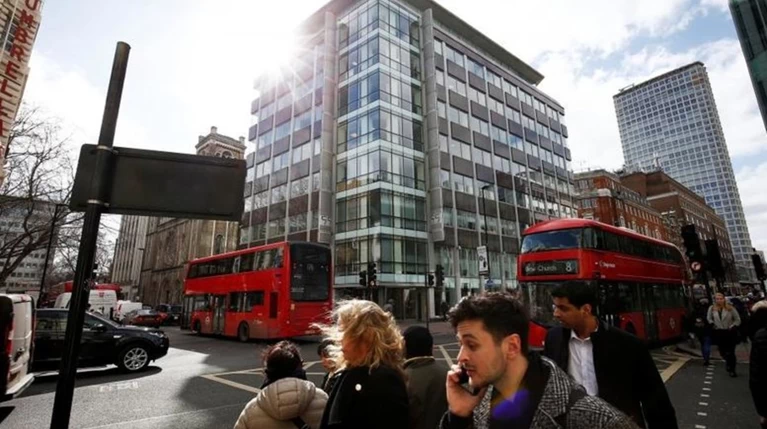 «Η Cambridge Analytica έδινε δεδομένα στις ρωσικές υπηρεσίες πληροφοριών»