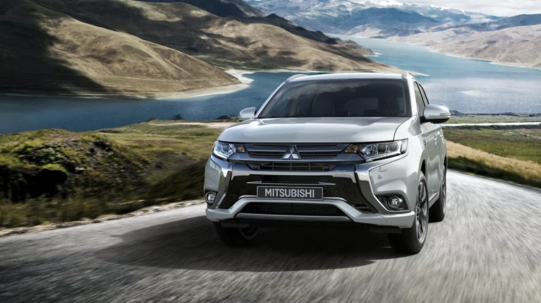 Κορυφαίες διακρίσεις για το Mitsubishi Outlander και Outlander PHEV