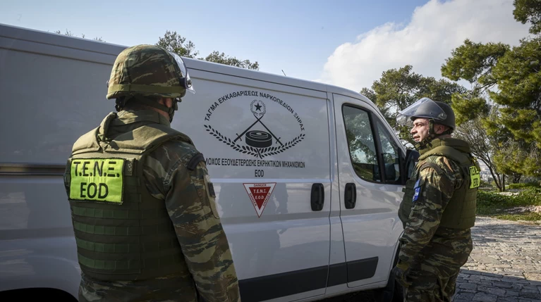 Bλήμα σε χωράφι στη Θεσσαλονίκη - Ενημερώθηκε ο Στρατός