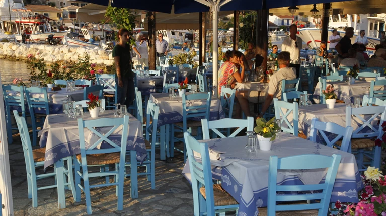 Παράταση του ειδικού καθεστώτος μειωμένου ΦΠΑ στα νησιά ζητά ο ΟΕΕ