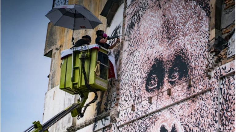 VHILS: Εικόνες στους τοίχους, πριν είναι πολύ αργά