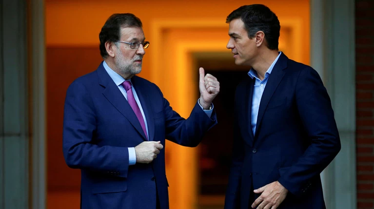 Politico: Η έξοδος Ραχόι, ο μύθος του άφθαρτου & το στοίχημα του Σάντσεθ