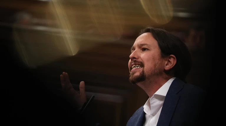 Podemos κατά Σάντσεθ: Αλαζόνας που πιστεύει ότι μπορεί να κυβερνήσει μόνος