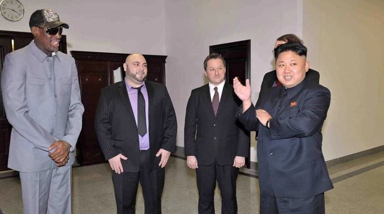 O σούπερ σταρ Ντένις Ρόντμαν θα ταξιδέψει τελικά στην Κορέα